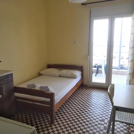 Lägenhetshotell Veranda To Let Neoi Epivatai