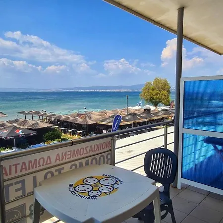 Veranda To Let * Neoi Epivatai