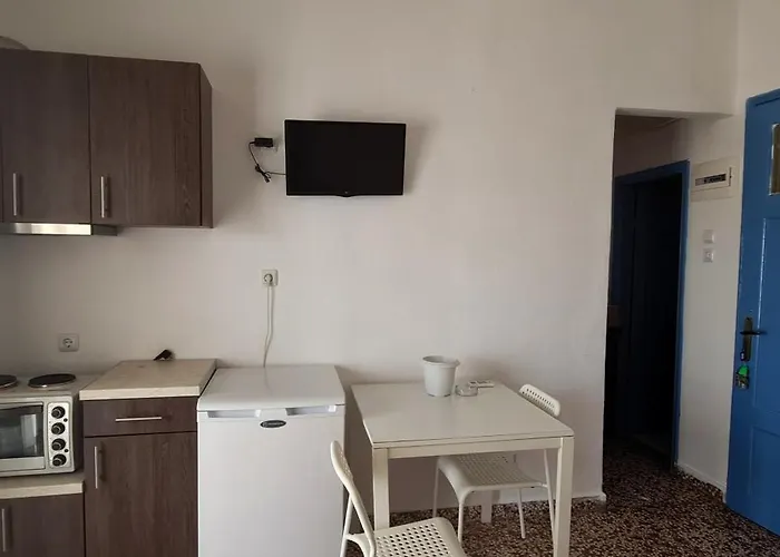 Veranda To Let Néoi Epivátai