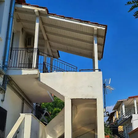 Veranda To Let