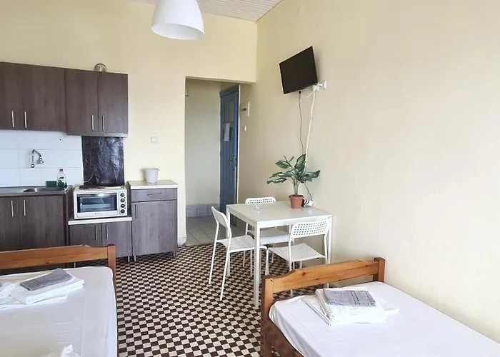 Veranda To Let Lejlighedshotel Néoi Epivátai